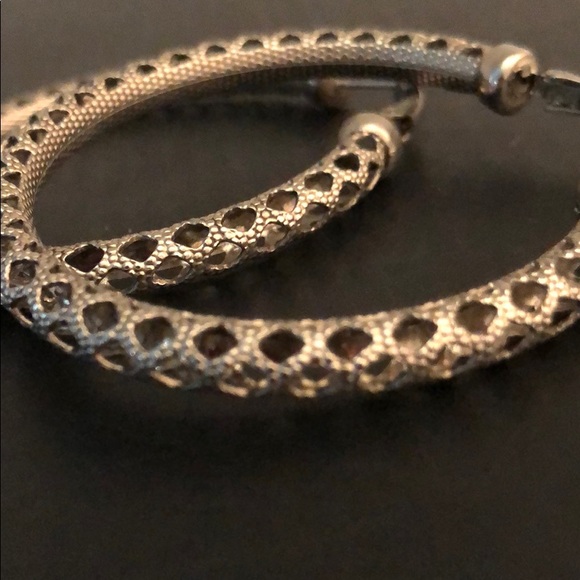 SILVER TONE SEE THROUGH DESIGNED FILIGREE LOOPS - Picture 7 of 9